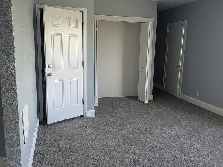 3825 Waverly St #2 — Photo 17