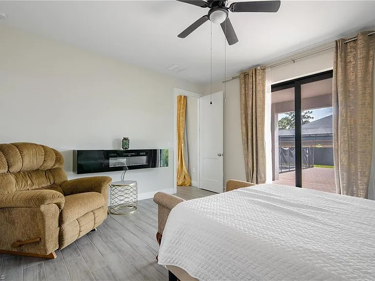 4665 Key Largo Ln — Photo 12