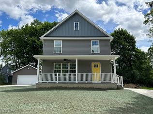 737 Mineral Springs Ave, Youngstown, OH