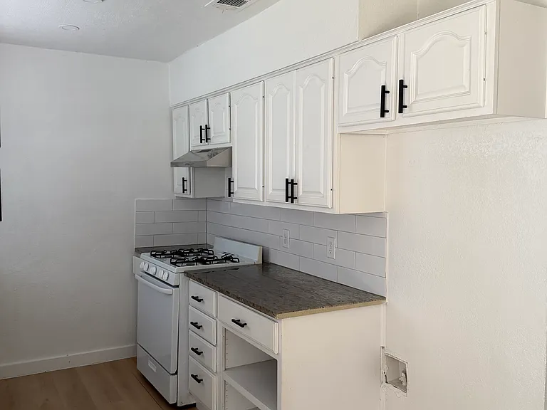 11221 Trail Ln — Photo 17