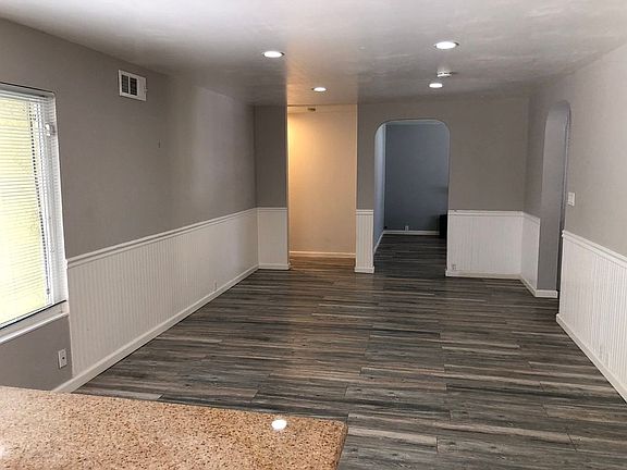 4th image of 7263 Valley Trails Dr