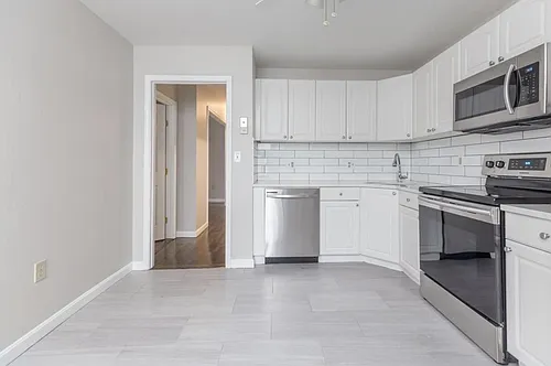 15 Aspinwall Ave #4 Photo 1
