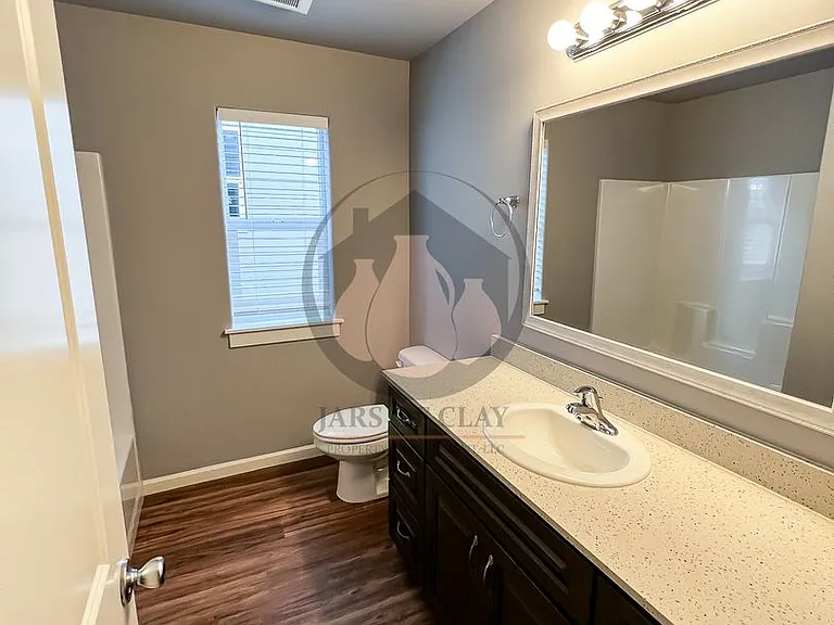 3681 Peter Ln NE — Photo 17