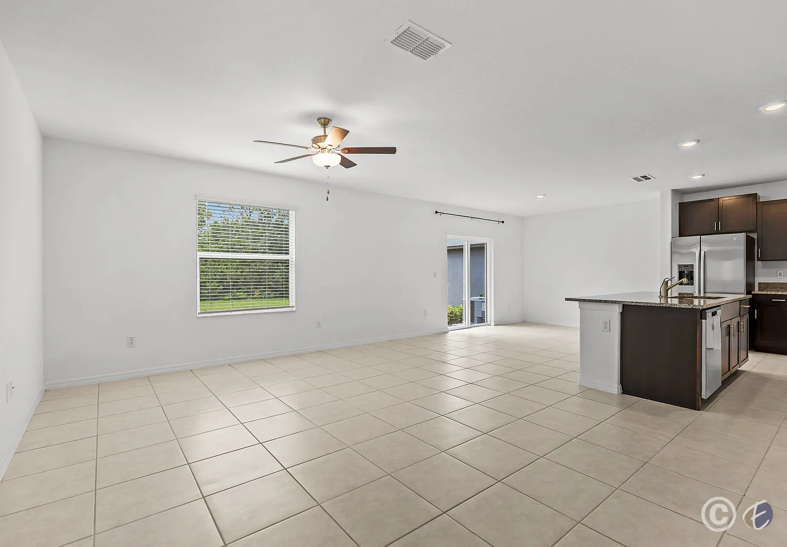 5552 Blue Azure Drive — Photo 4