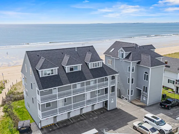 1 Boisvert St APT 8, Old Orchard Beach, ME 04064