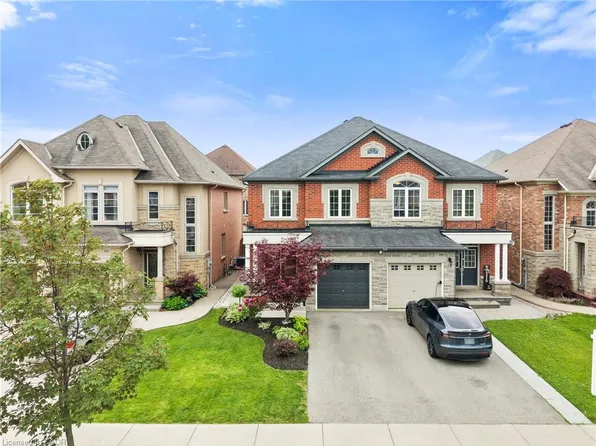 82 Summerberry Way, Hamilton, ON L9B 0G1