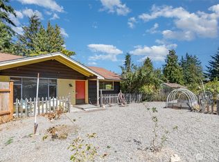 154 NE 194th St, Shoreline, WA 98155