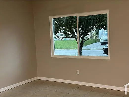 4130 Fairford Dr — Photo 5