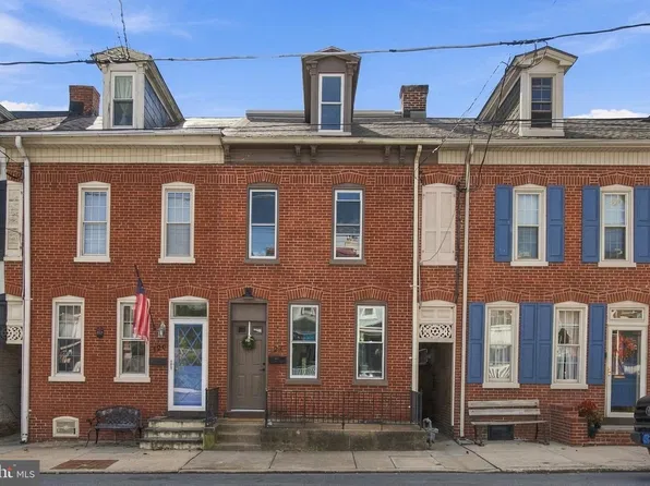 122 N 8th St, Columbia, PA 17512