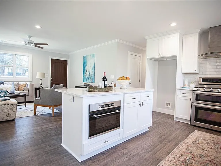 387 Michael Dr — Photo 13