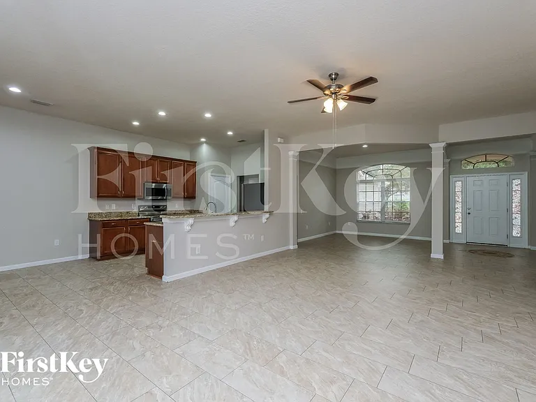 2018 Heartland Cir — Photo 4