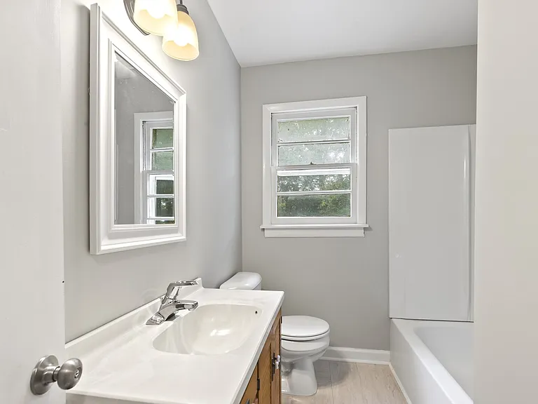 1004 S Mabel St — Photo 8