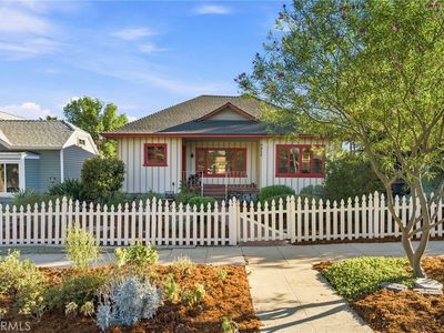 4434 10th St, Riverside, CA, 92501
