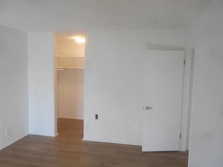 208 Bedroom South