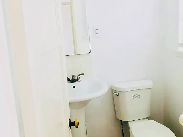 53 Argonne Ave #3 — Photo 18