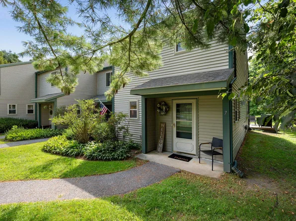 7 Hideaway Lane, Williston, VT 05459