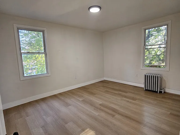 209 Columbia Ave #2 — Photo 18