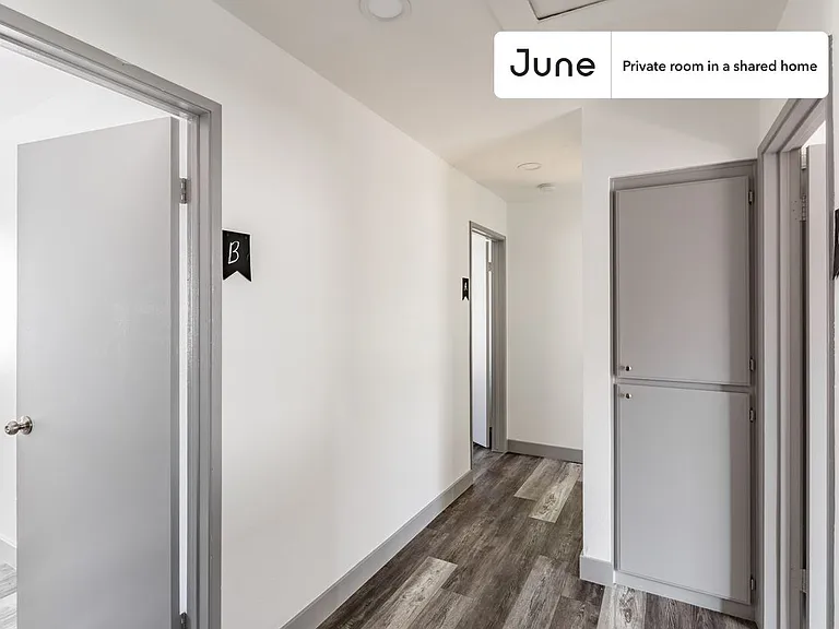 589 N Garfield Ave #B — Photo 14