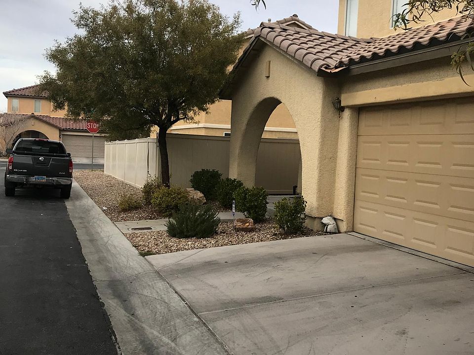 2nd image of 8170 Ribbon Edge St