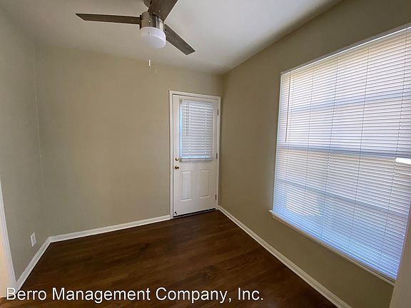 5th image of 704 E San Antonio Dr #2