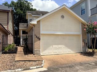 1208 Normans Woods St, Houston, TX 77077