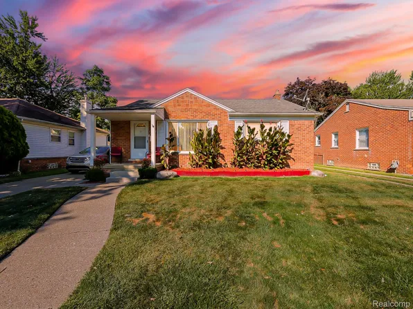 17721 Sumner, Redford, MI 48240