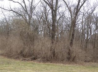 3408 S Saddle Ridge Dr, Independence, MO 64057