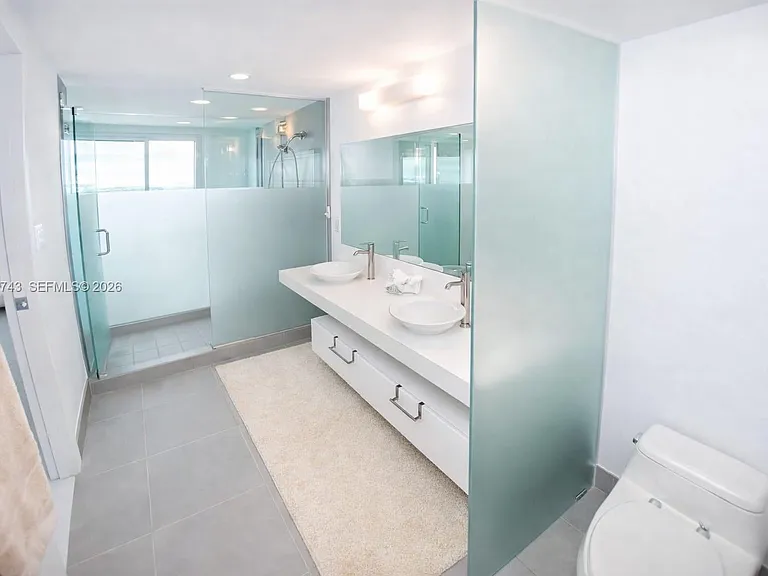 92 SW 3rd St #2510 — Photo 9