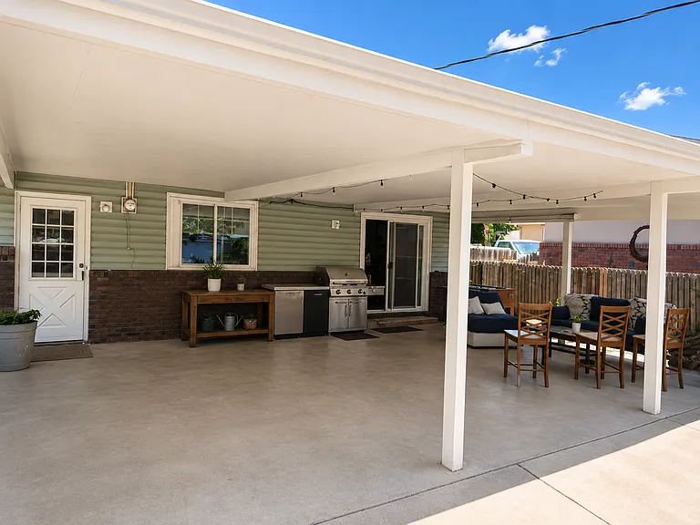 2338 N Circle Dr — Photo 23