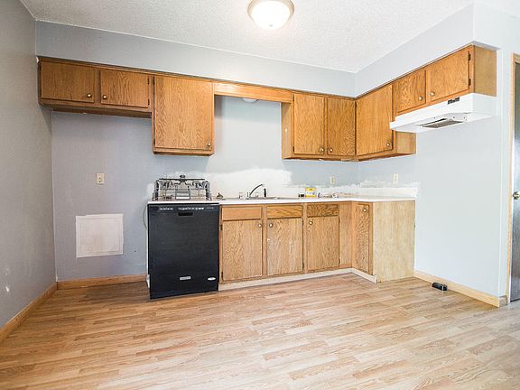 4th image of 1114 6th St