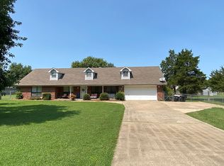 5706 Leisure Est, Ozark, AR 72949