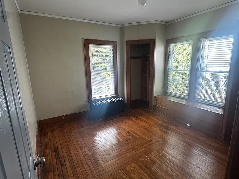 321 Primrose Ave — Photo 5
