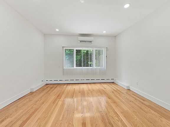 5th image of 1017 Park Ave #Gf
