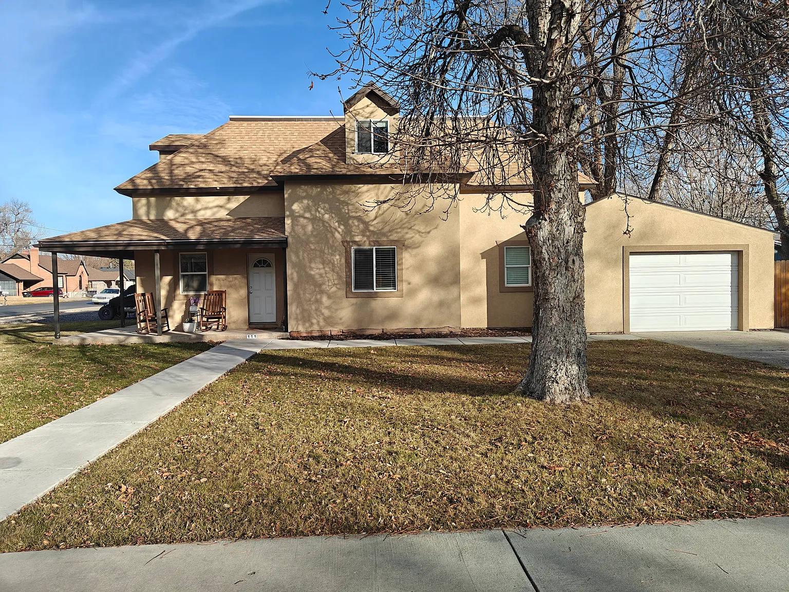 4 bed, 2174 sqft, $2,600 — Photo 2