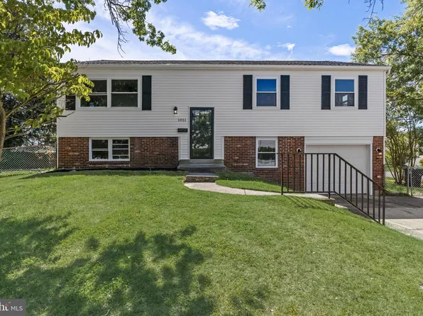 1051 Bradford Dr, Williamstown, NJ 08094