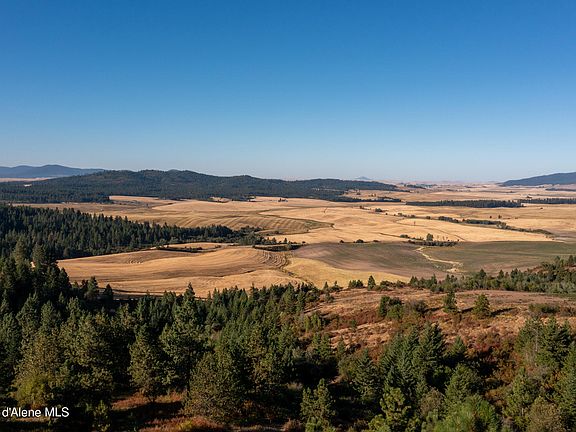5th image of Nna Watt Hill Ln