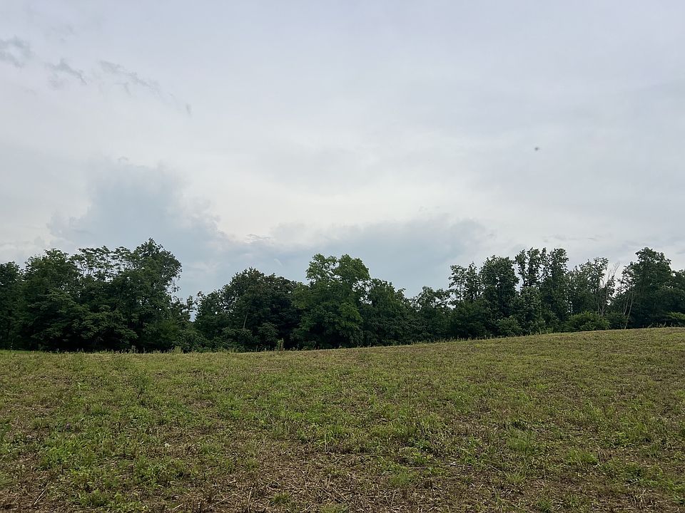 2nd image of 5 Annie Hollow Rd