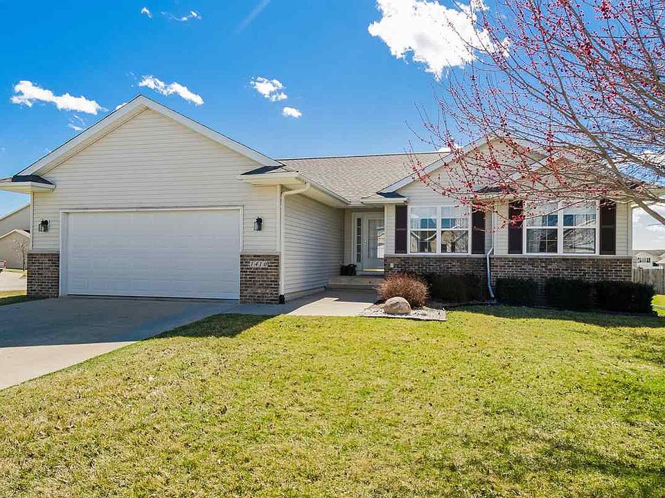 1st image of 1410 Velvet Ln