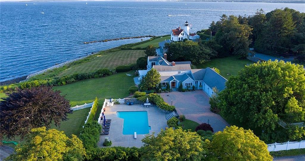 1330 Warwick Neck Ave, Warwick, RI 02889 Zillow