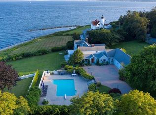 1330 Warwick Neck Ave, Warwick, RI 02889