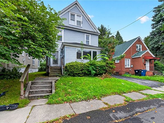 2nd image of 114 Eldorado St