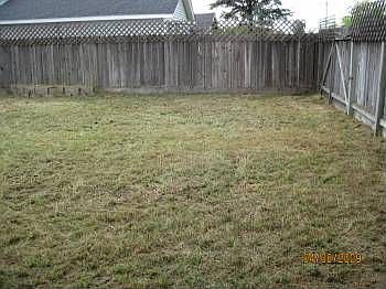 2nd image of 405 Locust Ave