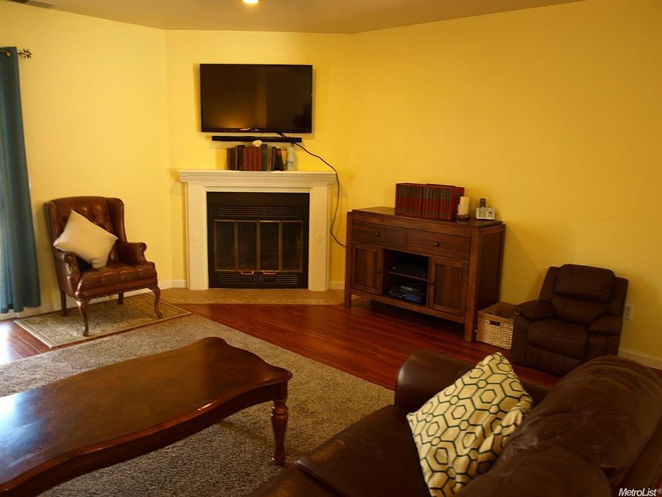 1st image of 2930 Driftwood Pl APT 74