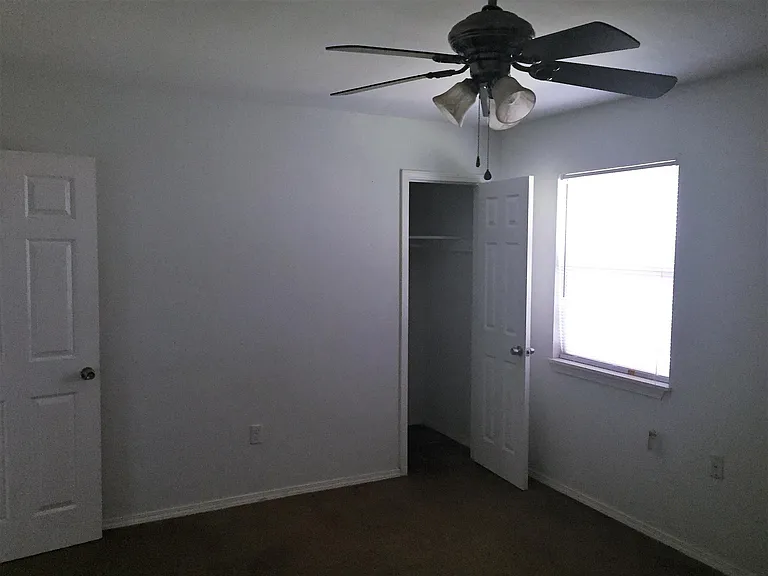 7702 Downman Rd — Photo 6