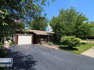 1304 McCameron Ave, Lockport, IL