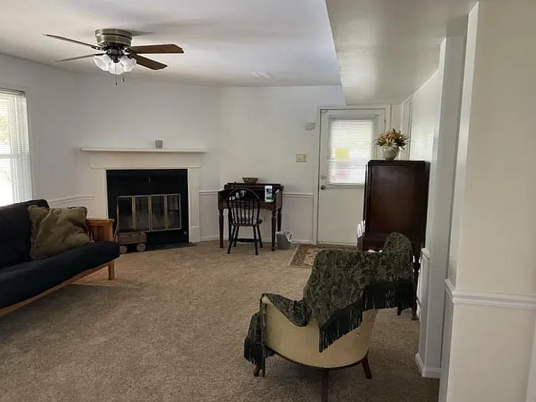 Valley Dr — Photo 11