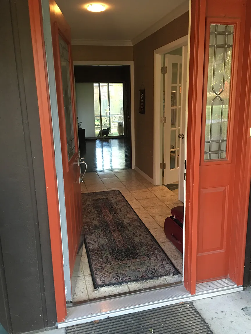 521 Oakwood Dr photo 1