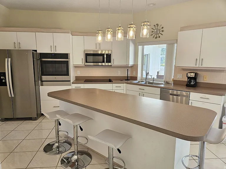 1578 Vermeer Dr — Photo 13