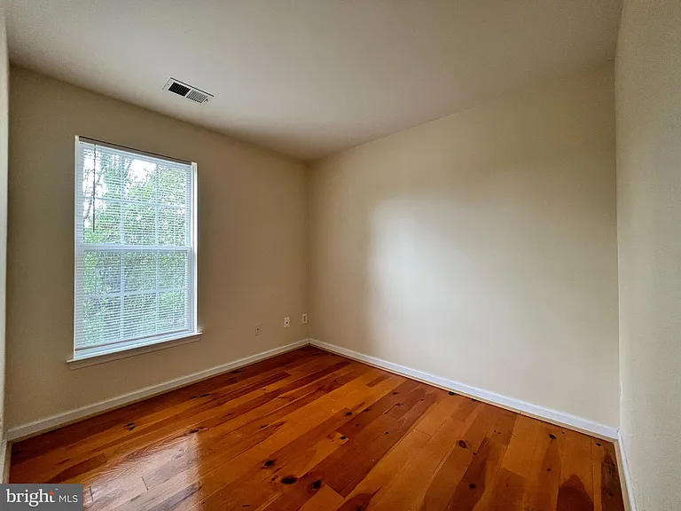 10168 Elgin Way — Photo 19