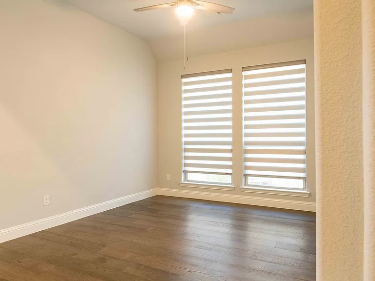 4449 Tall Knight Ln — Photo 30